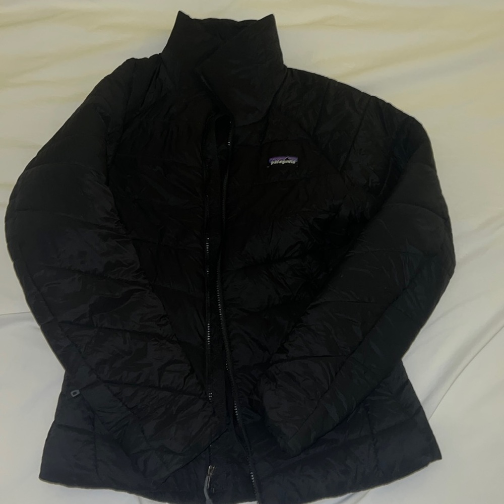 Women’s Patagonia Black Puffer Jacket